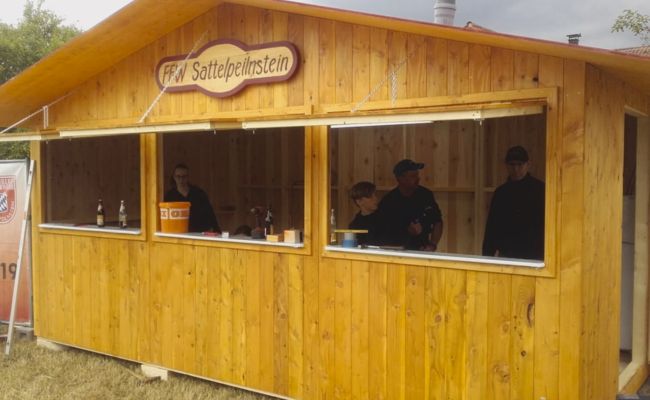 Verkaufsstand &ouml;rtliche Feuerwehr