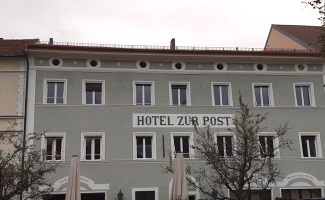 Verschiedene Dachst&uuml;hle